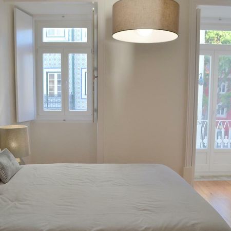 Tp Aura 19, Swimming Pool, Terrace & View Apartment Lisbon Exterior photo